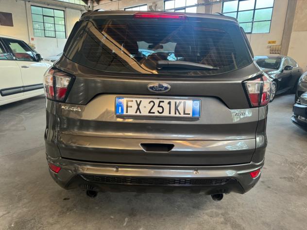 Ford Kuga 2.0 TDCI 150 CV S&S 4WD Powershift ST-Line - Foto 4