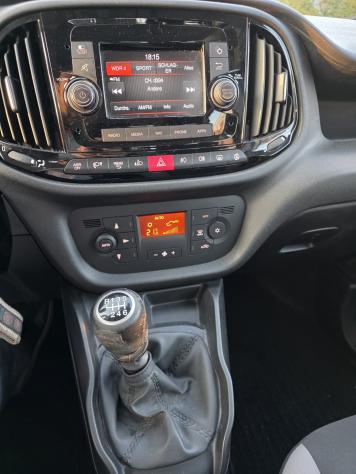 Fiat DoblTRASPORTO DISABILI TETTO ALTO 5 POSTI XL IVA AL 4 - Foto 8