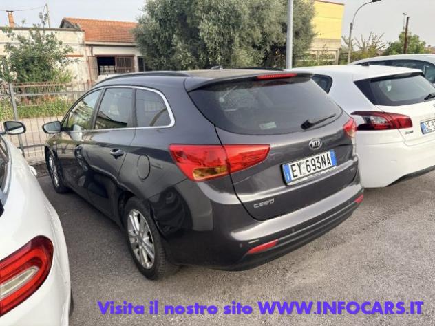 KIA cee'd 1.6 CRDi 110 CV SW Cool Leggi descrizione rif. 24044108 - Foto 2