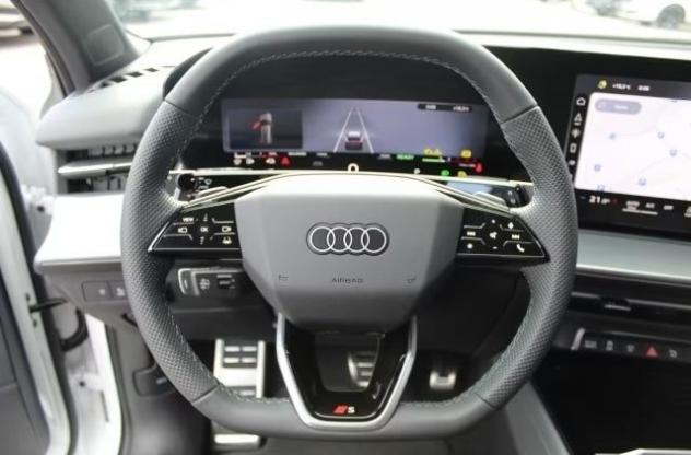 AUDI Q3 SPB TDI S tronic S line Sline rif. 23295352 - Foto 10