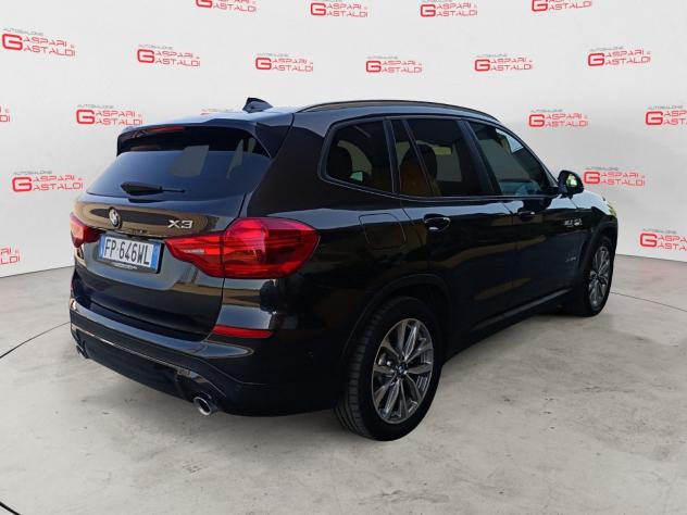 BMW X3 xDrive 20d Business Advantage aut. 4x4 - Foto 3