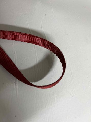 Nastro di cotone 10 mm rosso per manici e tracolle - Foto 3