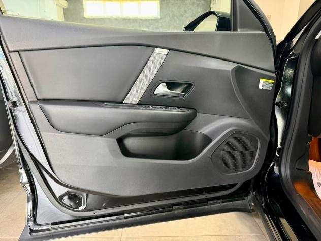 Citroen C4 1.5 BlueHDi 130cv EAT8 Shine 2022 - Foto 10