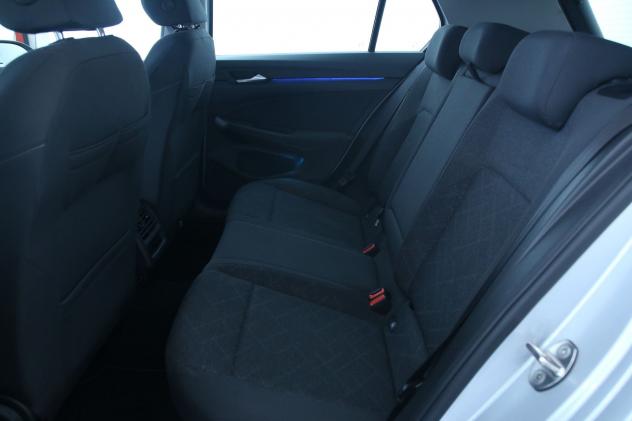 Volkswagen Golf Golf 2.0 TDI 150 CV DSG SCR Life Park Pilot/Fari a LED - Foto 8