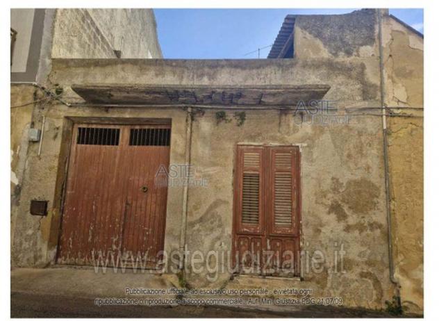 IMMOBILI-IMMOBILE RESIDENZIALE-via S. Giovanni n. 36