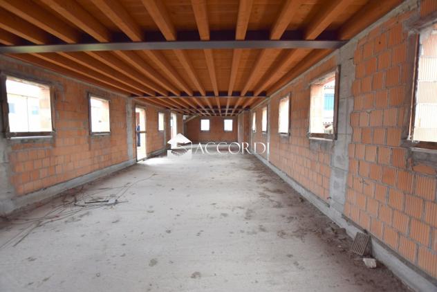 CASA AFFIANCATA di 6 vani e di 233 mq (MONTEBELLUNA) rif. PCS45D - Foto 3