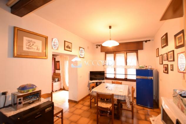 CASA INDIPENDENTE di 7 vani e di 250 mq (VIDOR) rif. DG179 - Foto 10
