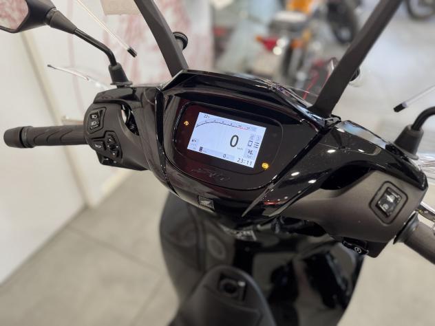 Honda SH 125 SH 125 - bauletto keyless e parabrezza - YM 2026 - Foto 7