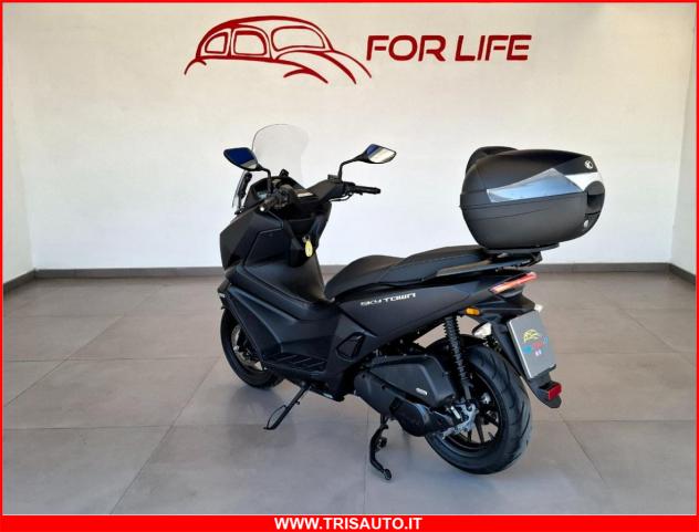 Kymco Skytown 125 (BAULE+PARABREZZA) - Foto 2