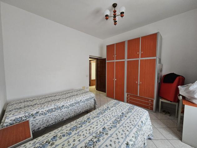 APPARTAMENTO di 4 vani e di 90 mq (FOLLONICA) rif. T14 - Foto 12