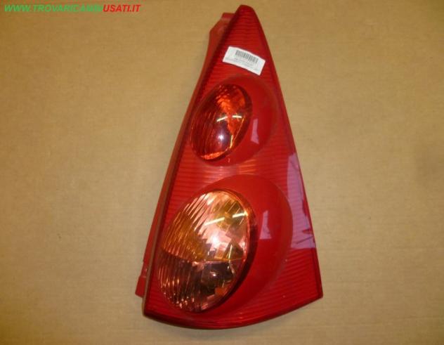 FANALE POST.D. CITROEN C1 (B0)  Parti elettriche  Fanaleria  Fanali  Fanale post. sx. CITROEN - C1 - 01-06-2005 - 01-06-2014
