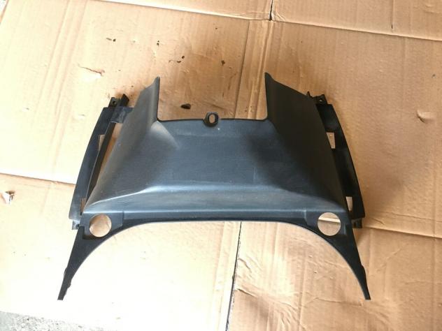 Plastica Inferiore CODINO POSTERIORE YAMAHA TMax 500 2001 2007