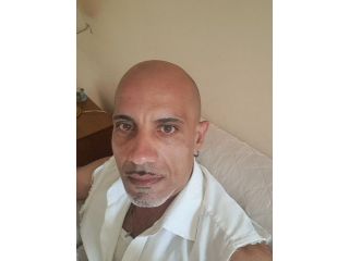 Amore e incontri Catania - Cerco donna seria per relazione seria no avventura Tel:3299252611