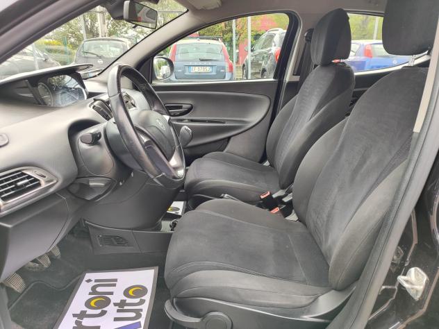 Lancia Ypsilon 1.2 69 CV 5 porte GPL Ecochic Silver - Foto 9