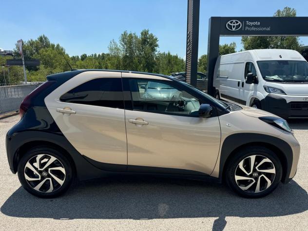 Toyota Aygo X 1.0B (72 CV) Trend S-CVT - Foto 5