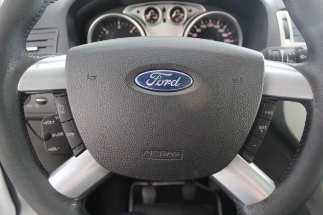 FORD - Kuga - 2.0 TDCi 136CV 2WD Titanium DPF - Foto 8