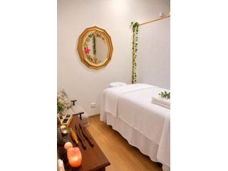 Massaggi - benessere Firenze - Massaggio relax Tel:3922758497