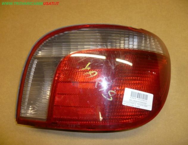 FANALE POST.D. TOYOTA YARIS (XP10) 3 porte / 5 porte  Parti elettriche  Fanaleria  Fanali  Fanale post. sx. TOYOTA - YARIS - 01-03-2003 - 01-12-2005