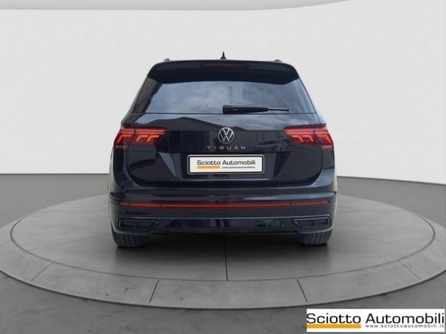 VOLKSWAGEN Tiguan 2.0 TDI 150 CV SCR DSG R-Line rif. 22799912 - Foto 5