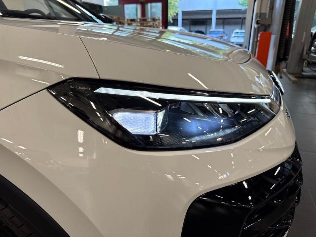 Volkswagen T-Roc Nuovo R-Line 1.5 eTSI ACT 110 kW (150 CV) DSG - Foto 7