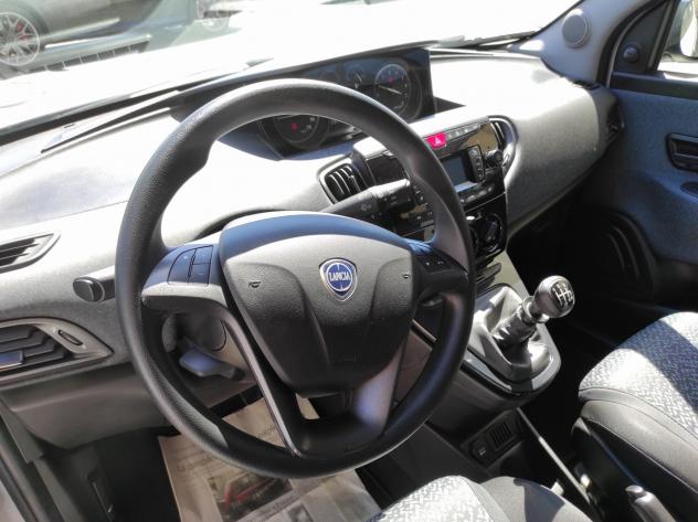 Lancia Ypsilon 2021 1.0 hybrid ubs aux bluetooth - Foto 8