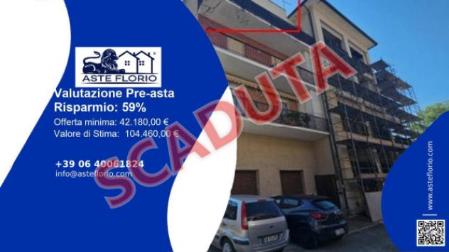 Immobile in asta di 100 m², box auto in vendita a Bastia Umbra