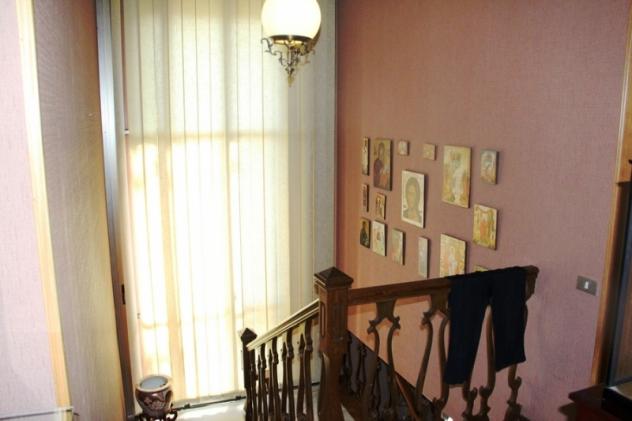Orvieto - Vendesi Villa anni '70 con corte e terreno in posizione tranquilla a pochi minuti dal centro - Foto 8