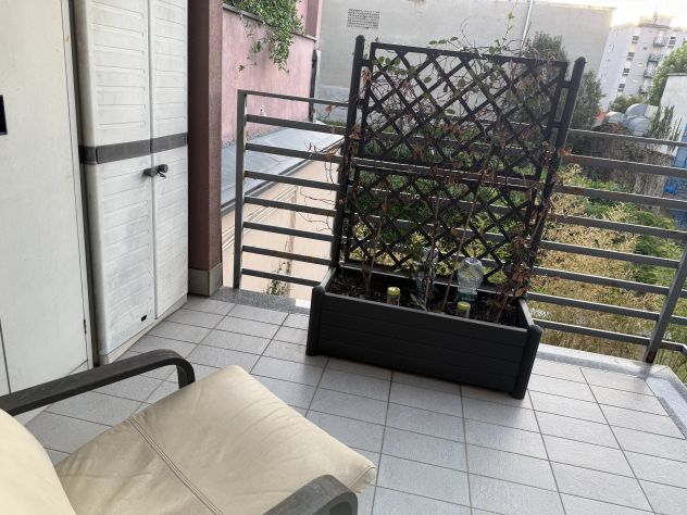 CAMERA MATRIMONIALE USO SINGOLA ZONA DERGANO/BOVISA SOLO RAGAZZE - Foto 4