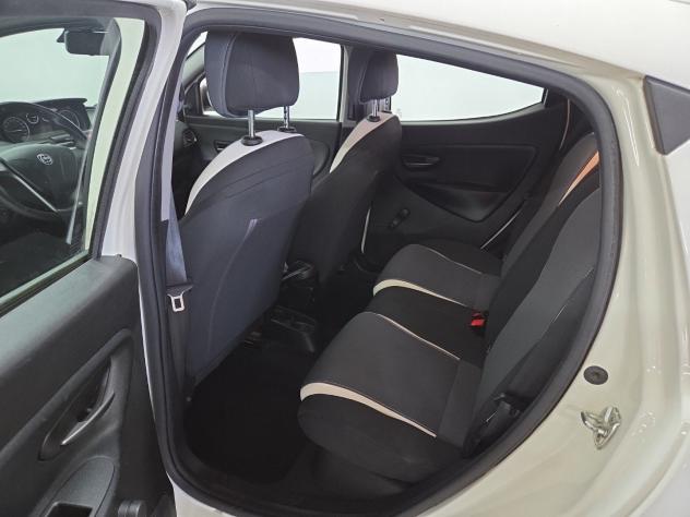 Lancia Ypsilon 1.2 69cv Elefantno - Foto 6