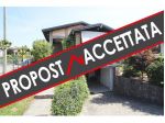 VILLA SINGOLA INDIPENDENTE LIBERA SUI 4 LATI