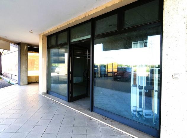 Oltre 3 vetrine in vendita a Marmirolo - Foto 6