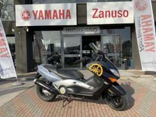 Yamaha T Max null