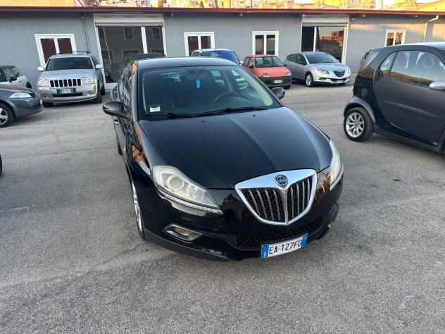 Lancia Delta 1.6 MJT DPF Platino - Foto 2