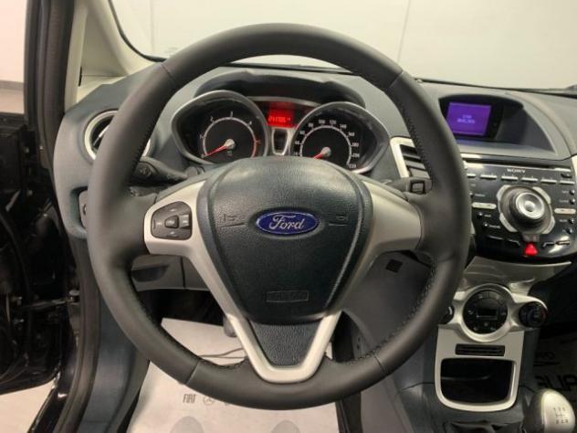 FORD Fiesta 1.4 Diesel 5 Porte Titanium rif. 23824834 - Foto 7