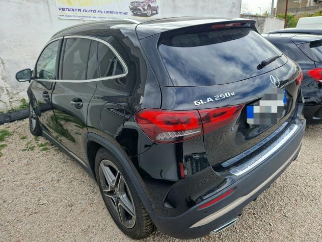 Mercedes-benz GLA 250 e EQ-Power AMG 29000km-2021 - Foto 3