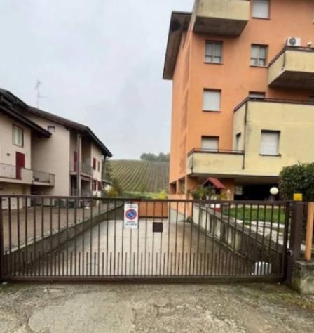 Immobile in asta di 91 m², box auto in vendita a Casteggio - Foto 2