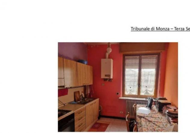 Immobile in asta di 62 m², box auto in vendita a Solaro - Foto 8