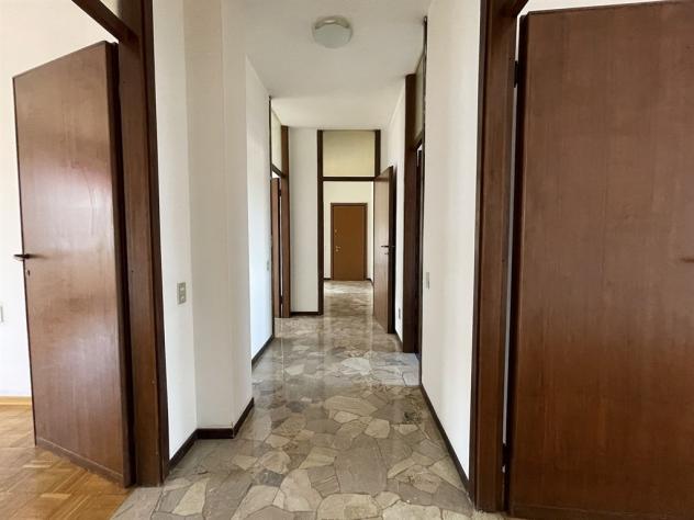 Centro Villasanta - Appartamento di 4 locali doppi servizi con balconi - Foto 13