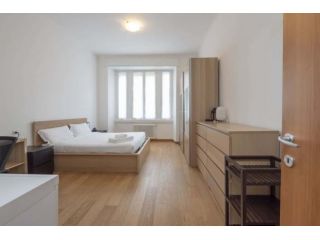 Trilocale in Via Ugo Bassi 23