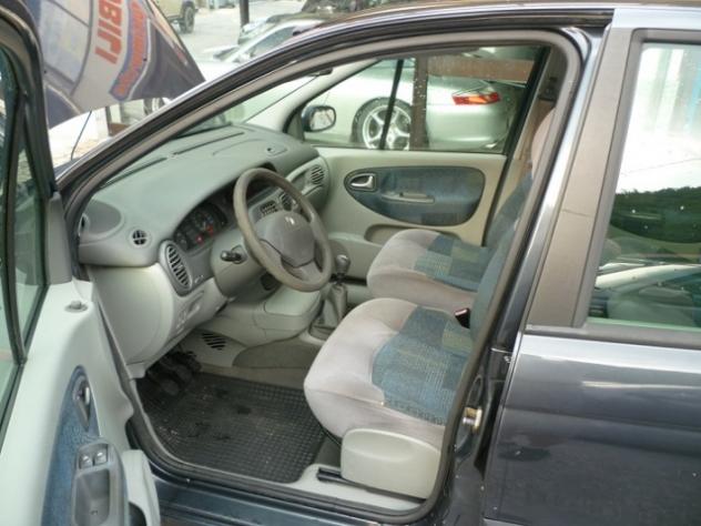 RENAULT Megane Megane I Hatchback SCENIC 1.6 16V rif. 23599366 - Foto 9
