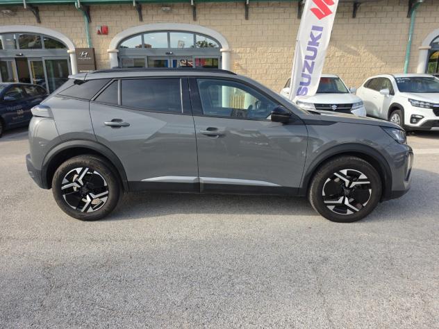 Peugeot 2008 Hybrid 136 e-DCS6 Allure Auto - Foto 4