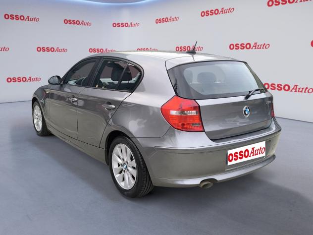 BMW Serie 1 116 D ELETTA 5 PORTE COME STA E GIACE COMMERCIANTI - Foto 4