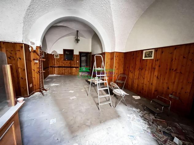 Rif. 2376 - Appartamento da ristrutturare – piano terra angolare, ideale per uso ufficio | Comiso, zona centrale
