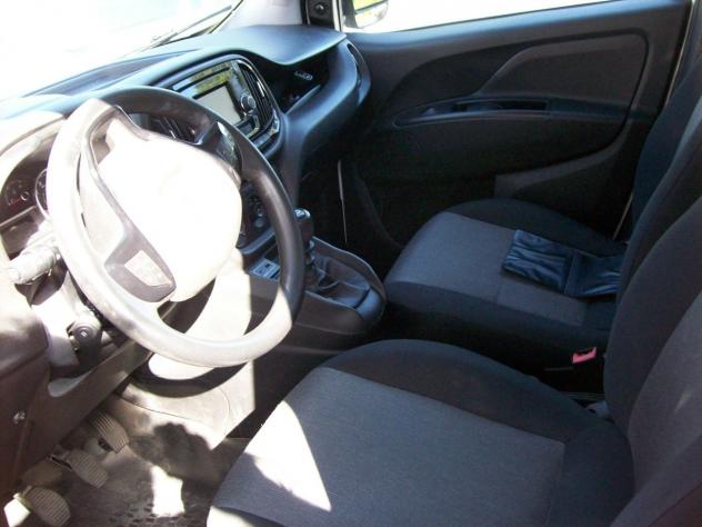 Fiat Doblo Dobl1.6 MJT 16V 120CV kit vetrato autocarro 2 posti 5 porte - Foto 5
