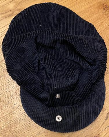 Cappello modello coppola in velluto nero coste piccole misura 58 - Foto 2