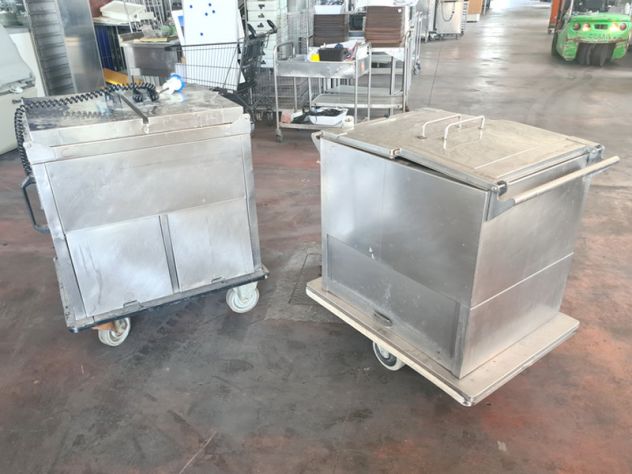 2 tavoli carrellati per ristorazione usati
