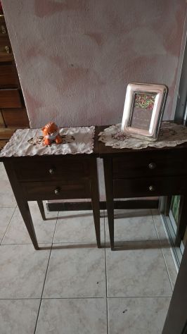 Coppia di comodini