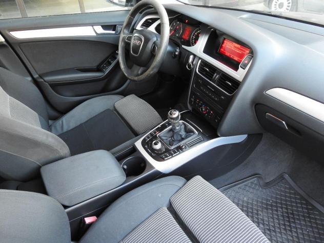 AUDI - A4 Avant - 2.0 TDI AVANT 143CV F.AP. Ambiente - Foto 10