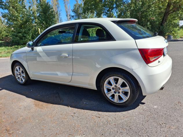 Audi A1 1.6 TDI Attraction-DIESEL- - Foto 6