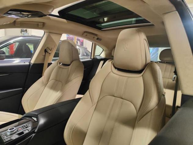 MASERATI Levante 2022 HYBRID GT 4X4 - TETTO - SOSPENSIONI AD ARIA rif. 24093527 - Foto 3
